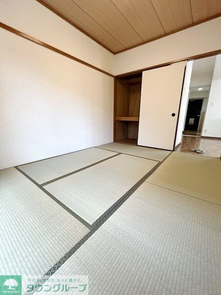 エルメゾンアライの物件内観写真