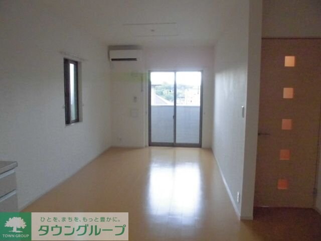 ソワーニュトロワの物件内観写真