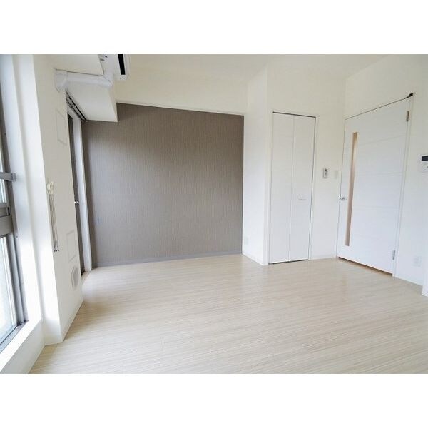 アクアヒルズの物件内観写真