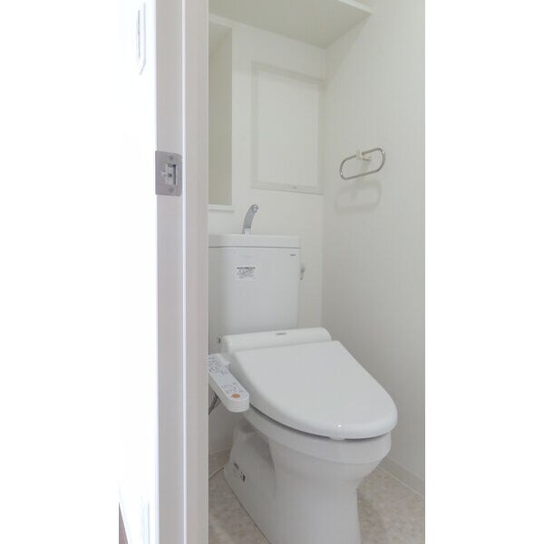 アクアブルーの物件内観写真