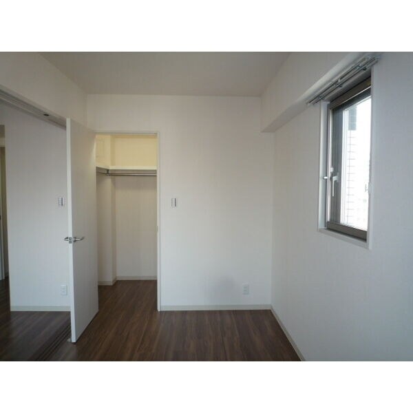 アクアブルーの物件内観写真