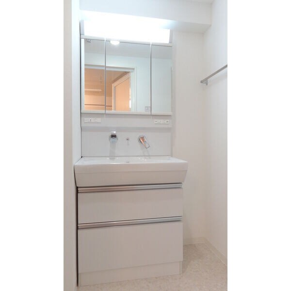 アクアブルーの物件内観写真