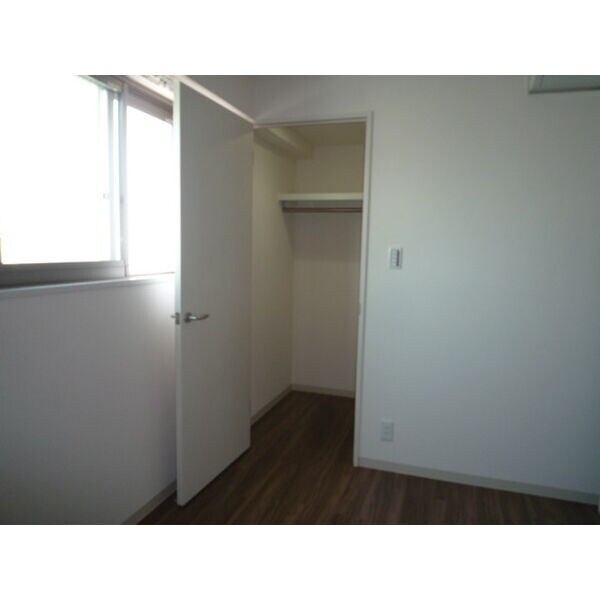 アクアブルーの物件内観写真