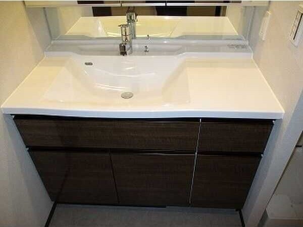 ローレルタワー名古屋栄の物件内観写真