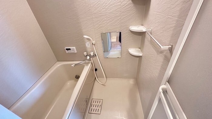 アースヒル東白壁の物件内観写真