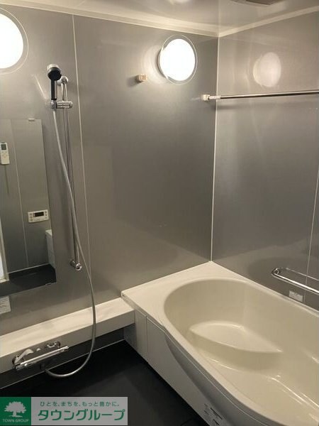 アーデン泉プレミアの物件内観写真