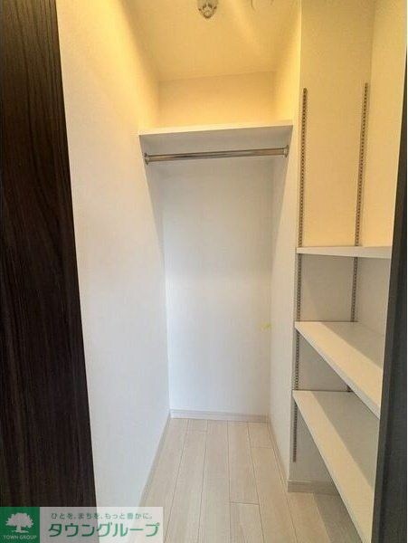 エステシア名駅の物件内観写真