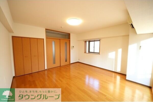 プロビデンス東片端の物件内観写真