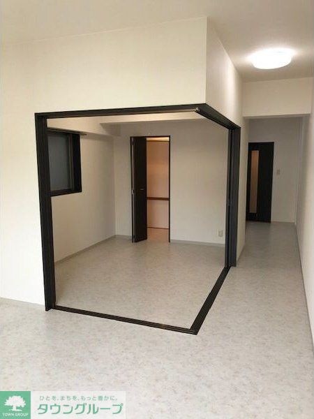 ウエスト メゾン マルキーズの物件内観写真