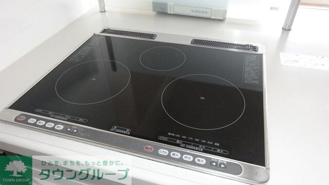 アーデン泉プレミアの物件内観写真