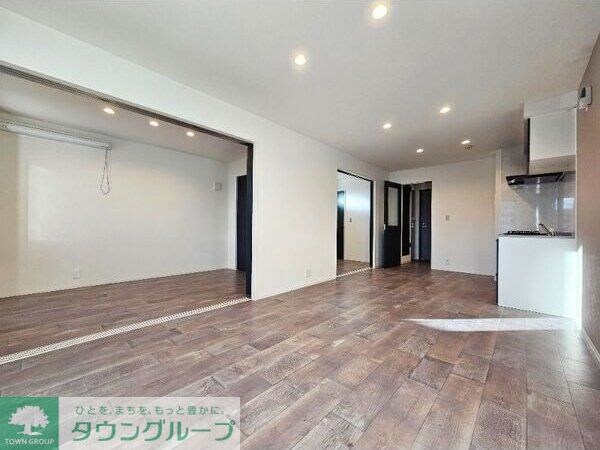 Sugarloaf Park花の木IIの物件内観写真