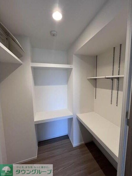 ベルヴュコート名古屋則武の物件内観写真