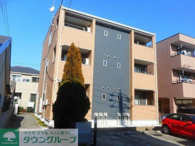 クレメント ハウスの物件外観写真