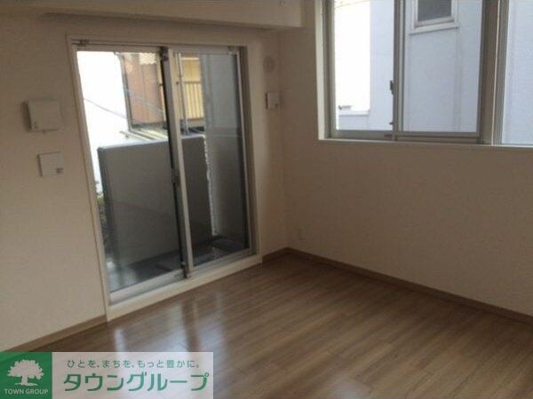 プレサンスロジェ浄心の物件内観写真