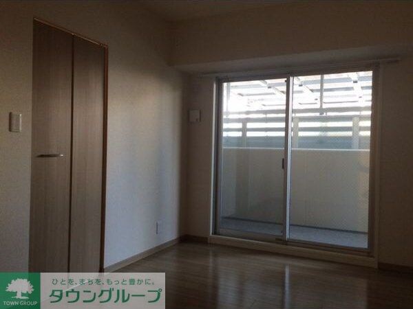 プレサンスロジェ浄心の物件内観写真