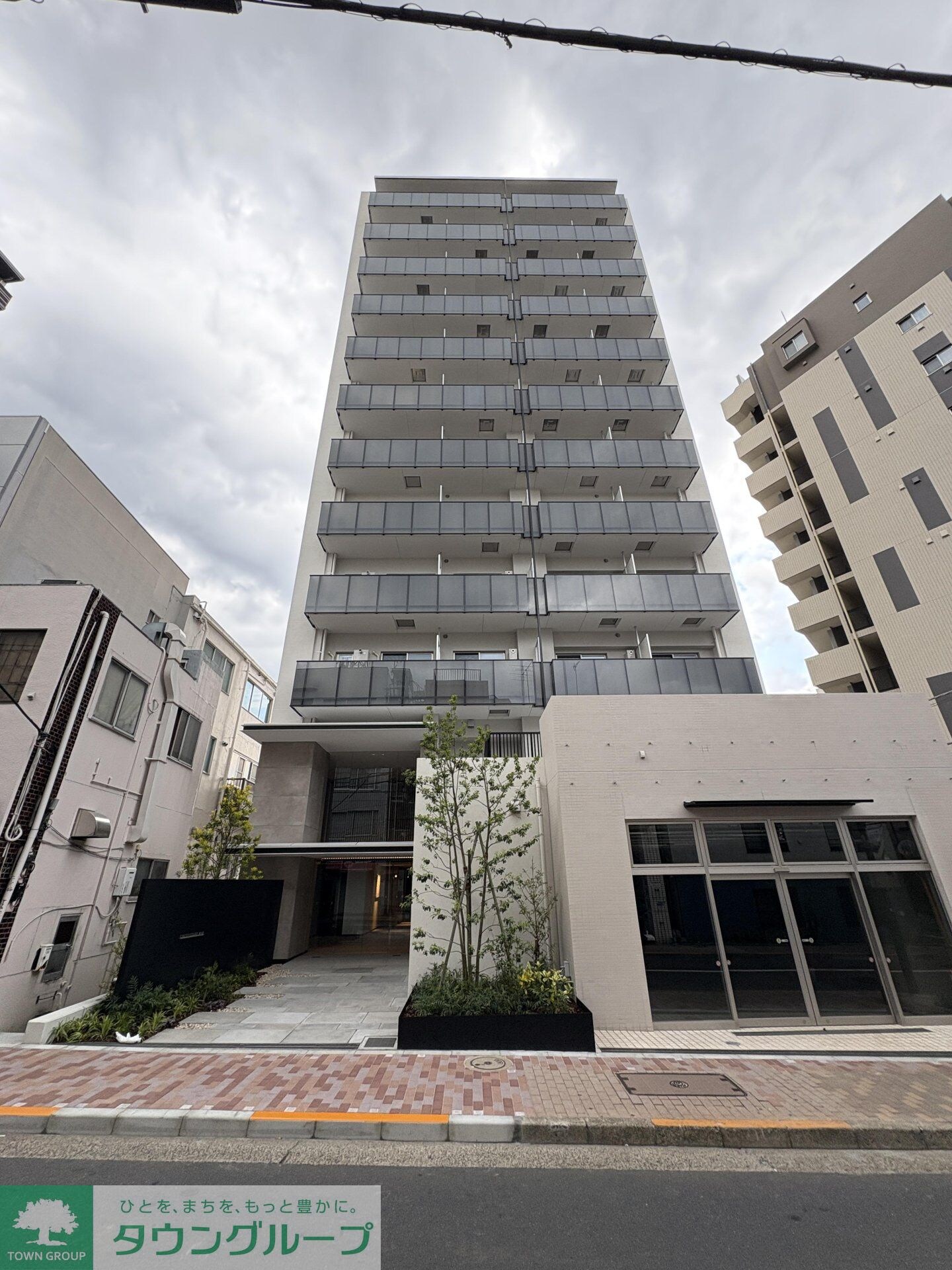 クレストコート東中野の物件外観写真