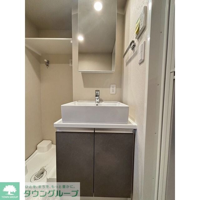 ウェルスクエア西新宿五丁目の物件内観写真