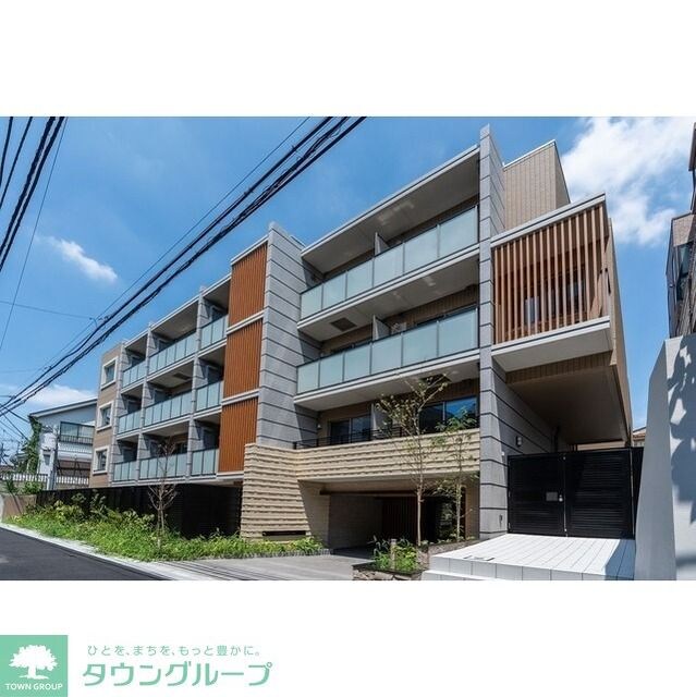 コンフォリア・リヴ東中野の物件外観写真