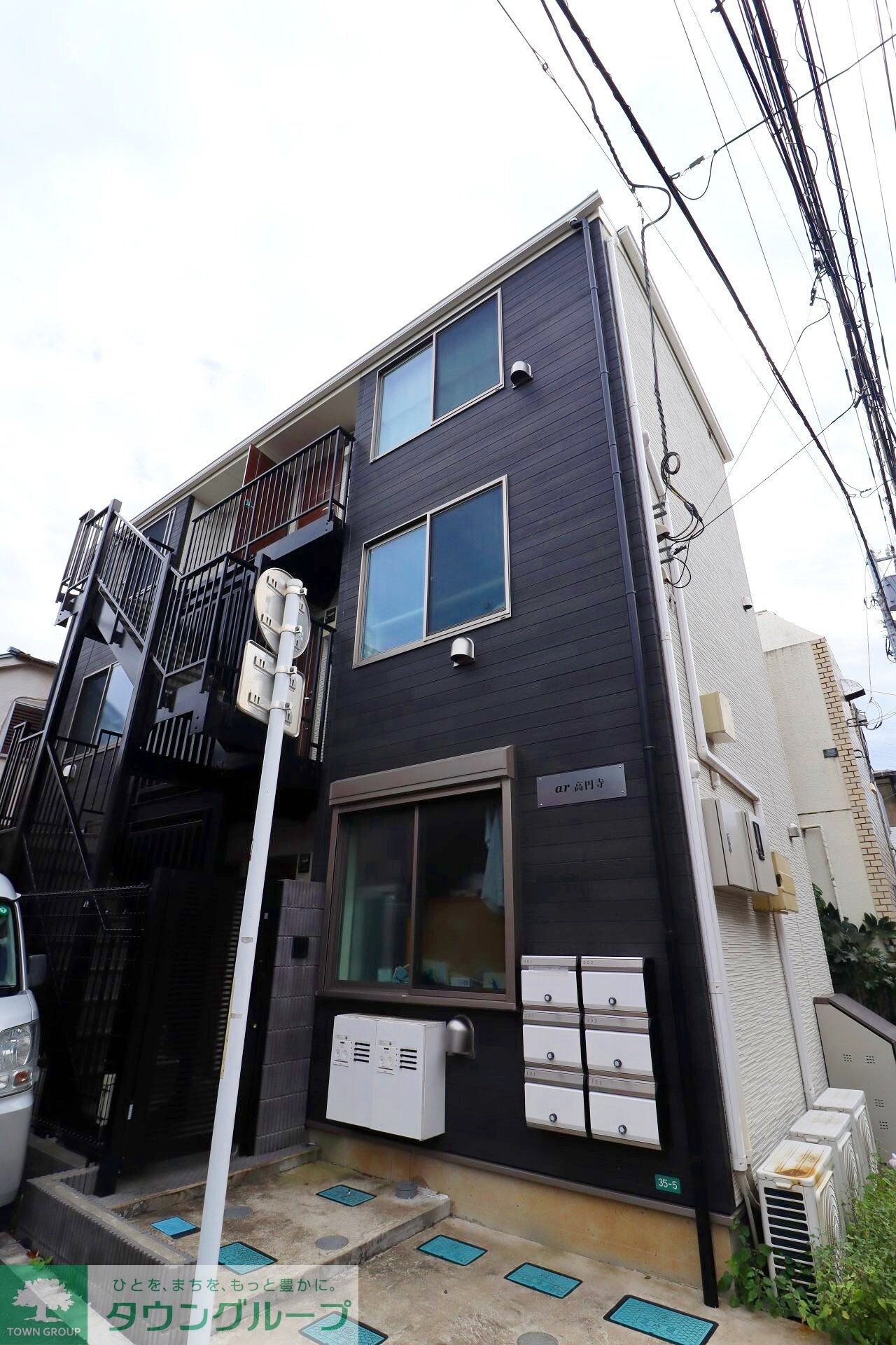 ar高円寺の物件外観写真