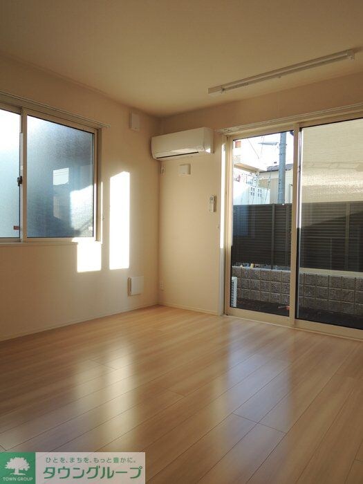 ファミールAの物件内観写真