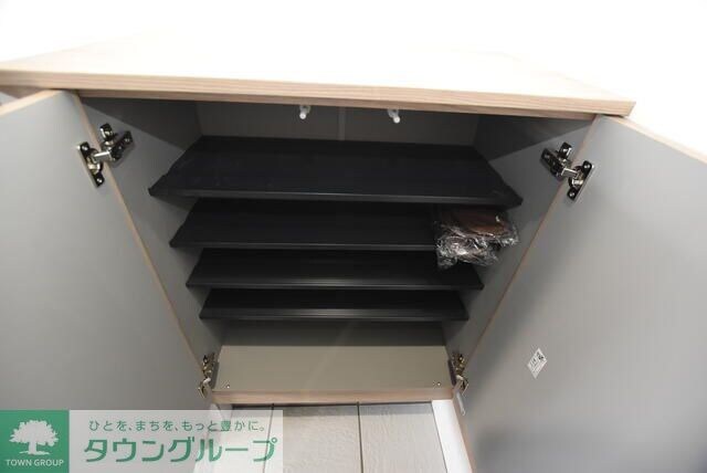 ガレージハウス ファイブワンの物件内観写真