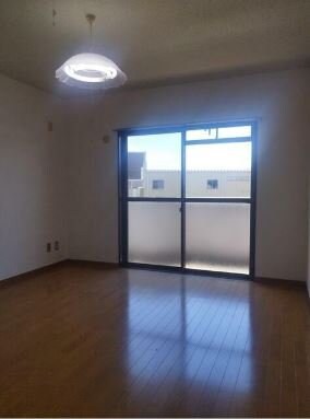 サンシャインヒルの物件内観写真