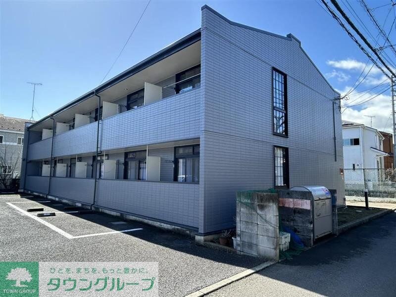 レオパレスIZUMIの物件外観写真