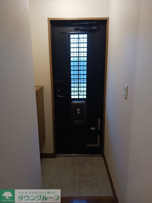 クレスト・コートの物件内観写真