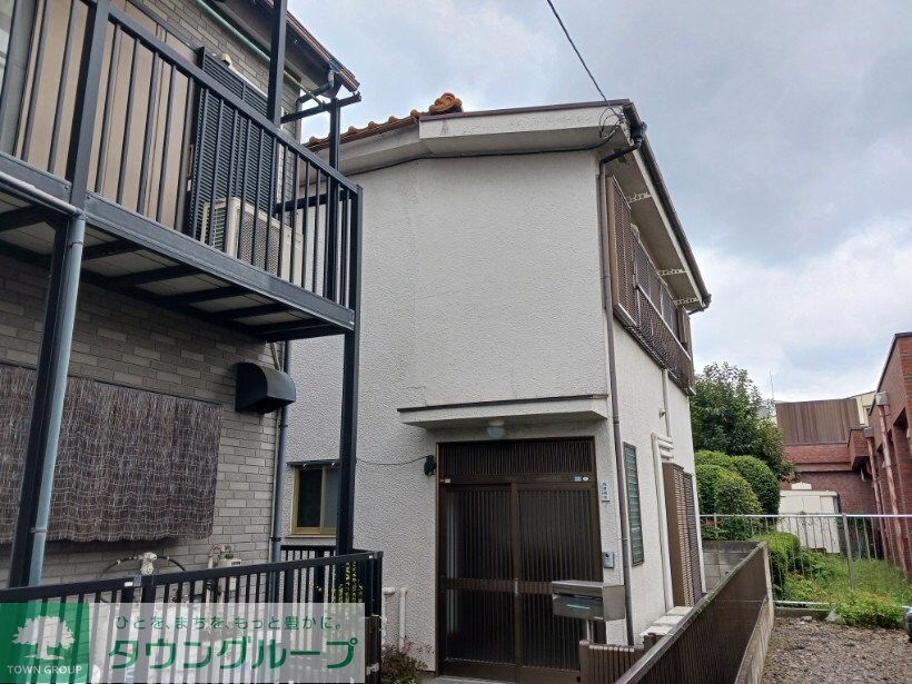 福生市南田園3-6-8戸建の物件外観写真