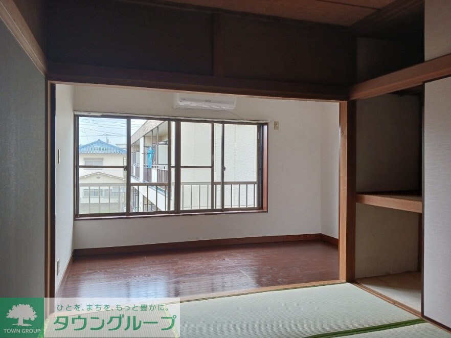 福生市南田園3-6-8戸建の物件内観写真