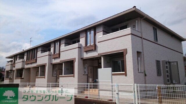 グランプラトVの物件外観写真