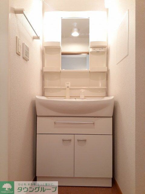 シンフォニーNAKANOIIの物件内観写真