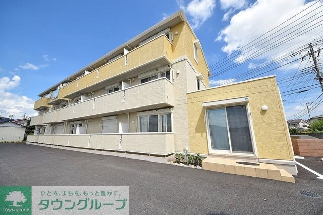 コリーヌオッツの物件外観写真