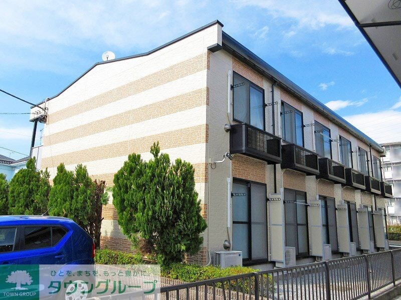 レオパレスコスモの物件外観写真