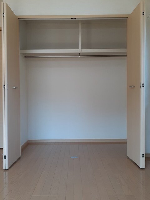 プラムツリーガーデンの物件内観写真