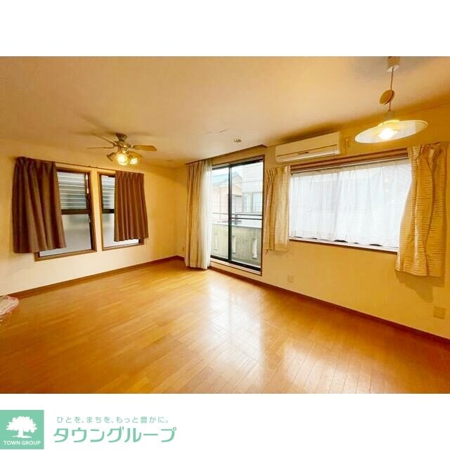 望月貸家の物件内観写真