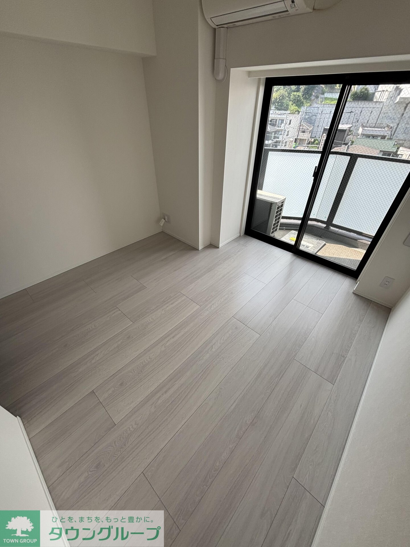 スパシエイラーレ横浜の物件内観写真