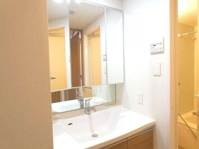 ジェノヴィア両国IVスカイガーデンの物件内観写真