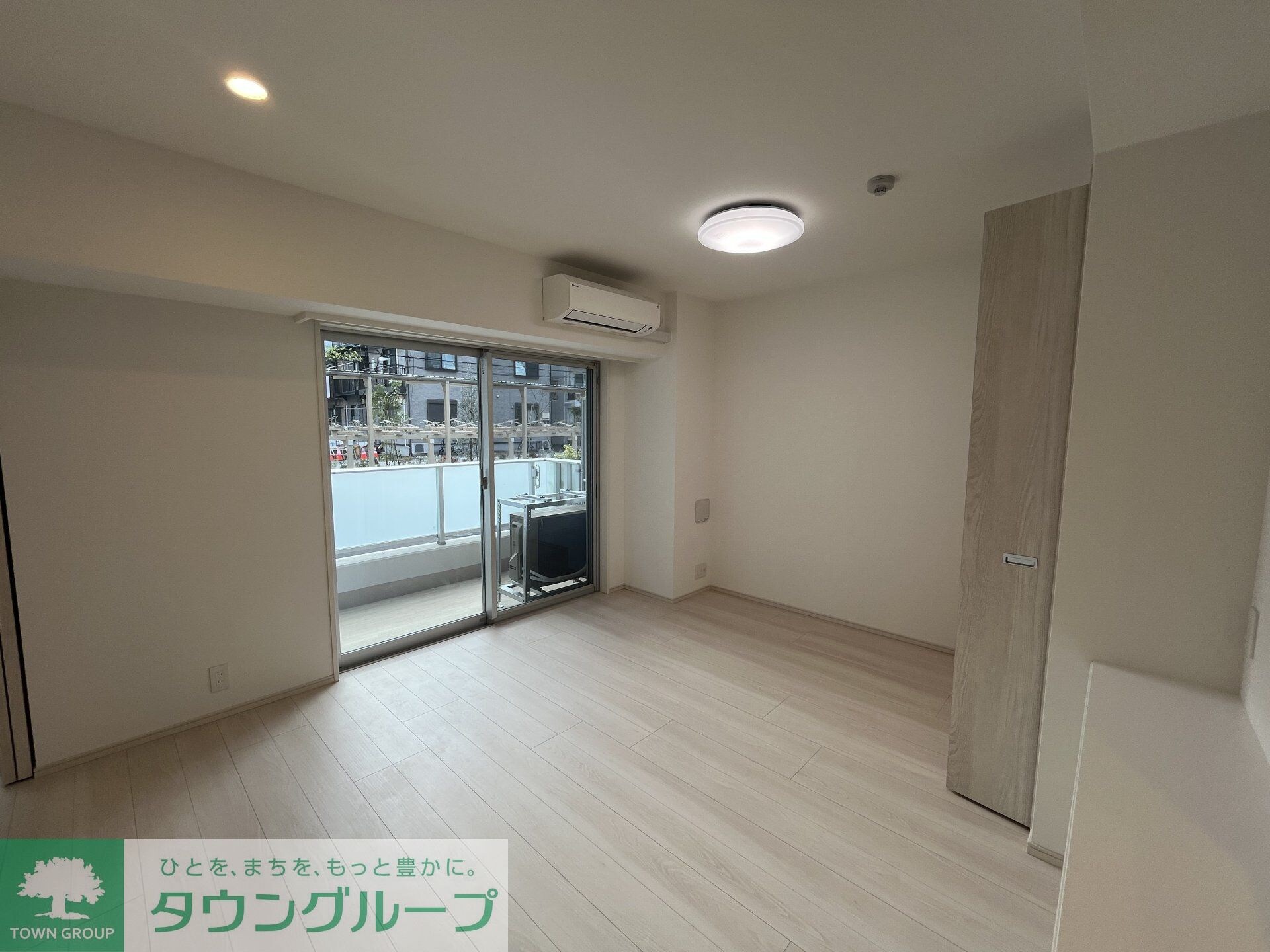 コンフォリア・リヴ豊洲キャナルの物件内観写真