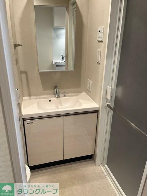 ONE ROOF RESIDENCE KIBA WESTの物件内観写真