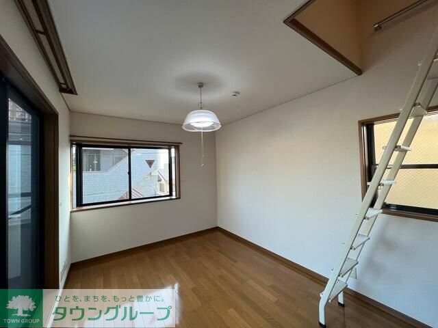 望月貸家の物件内観写真