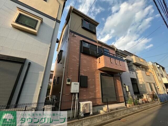 望月貸家の物件外観写真