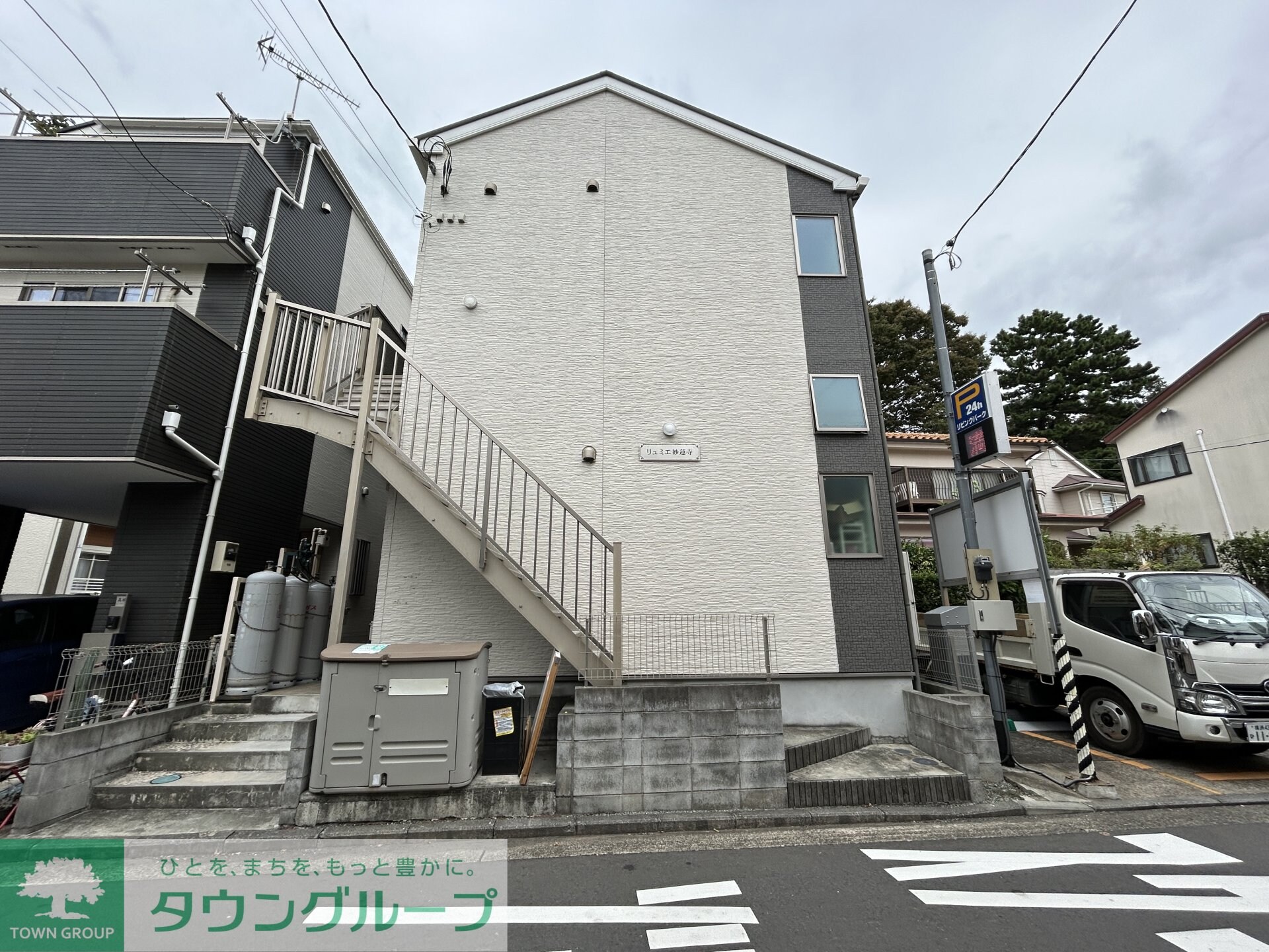 リュミエ妙蓮寺の物件内観写真