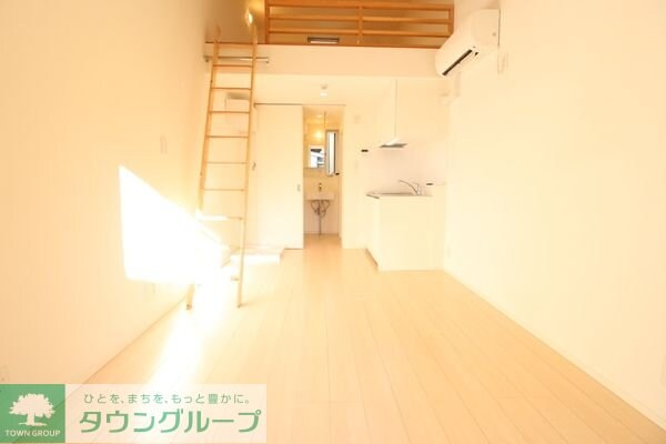 カーサヴァリエッタ岸谷の物件内観写真