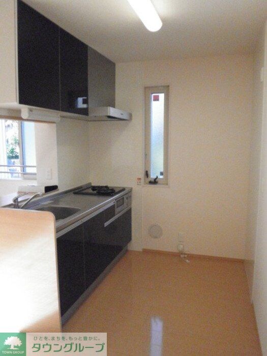 ペルーシェ B棟の物件内観写真