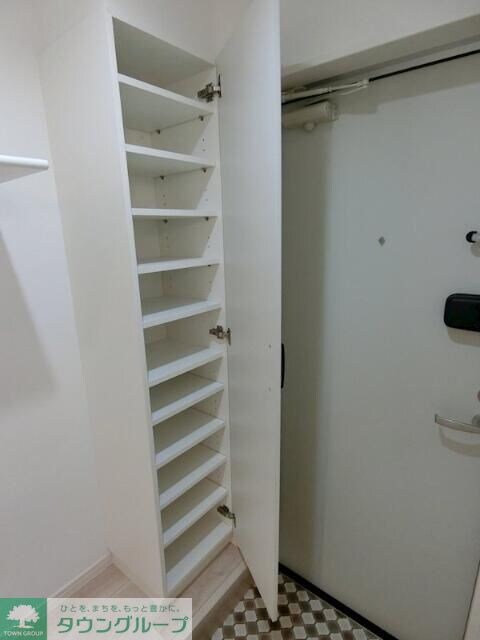 ハーミットクラブハウスmix三ツ沢下町の物件内観写真