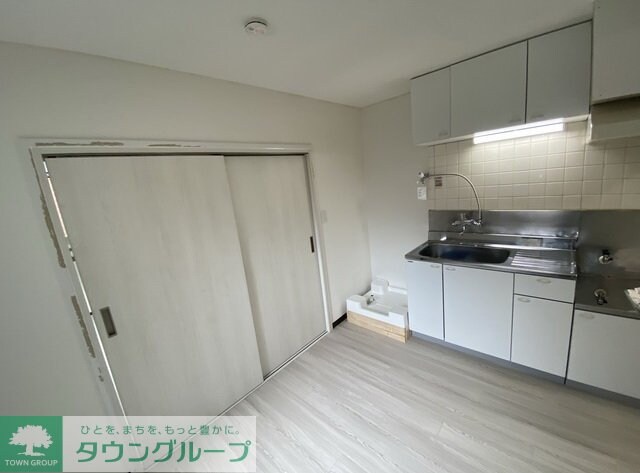 タウンハイツ七島の物件内観写真