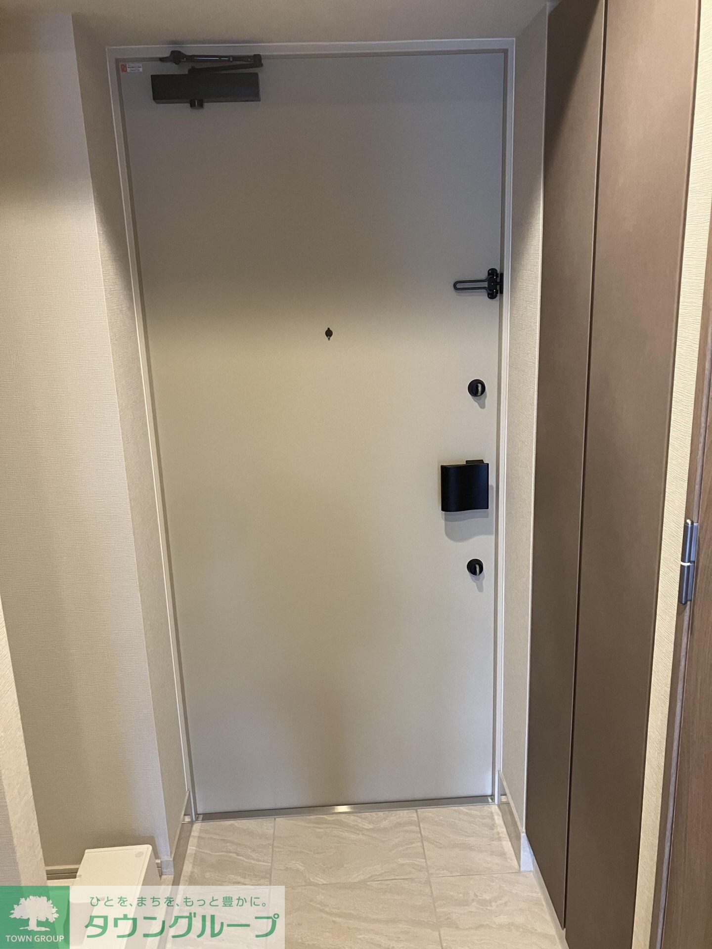 クレストコート中野富士見町の物件内観写真