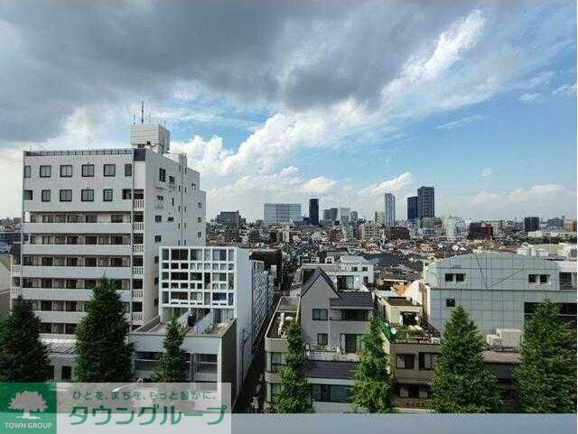 エストゥルース東高円寺の物件内観写真