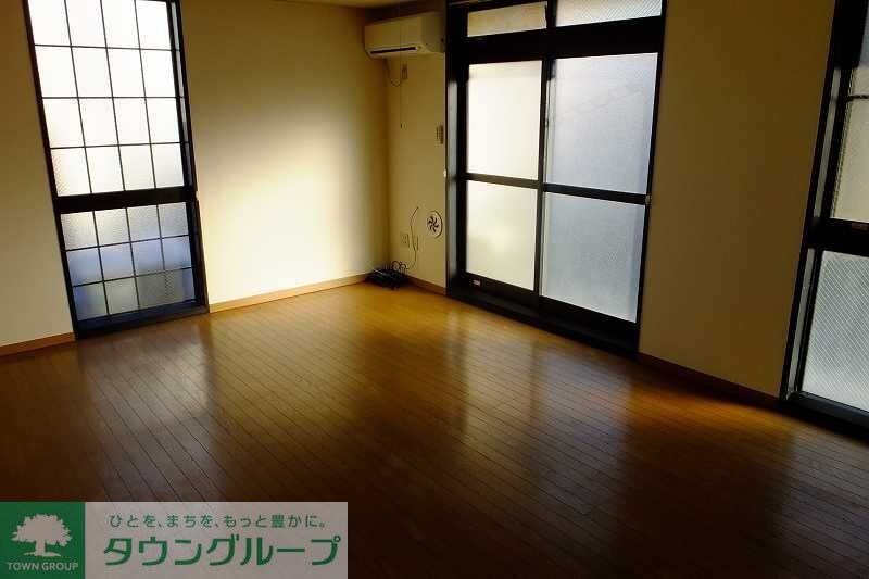 レオパレスメイプルハイム高野台1号館の物件内観写真